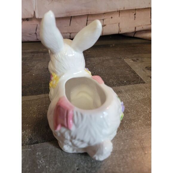 Ceramic Easter AS IS bunny rabbit container decor figure - Picture 6 of 9